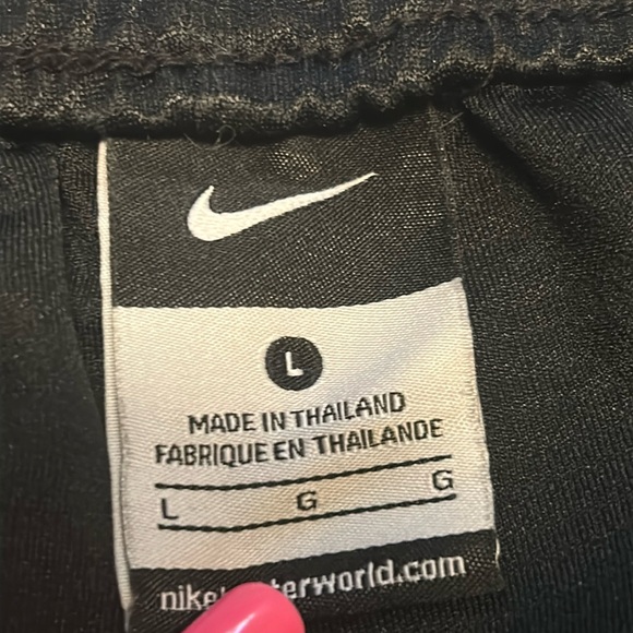 Nike Basketball Shorts - Picture 11 of 11